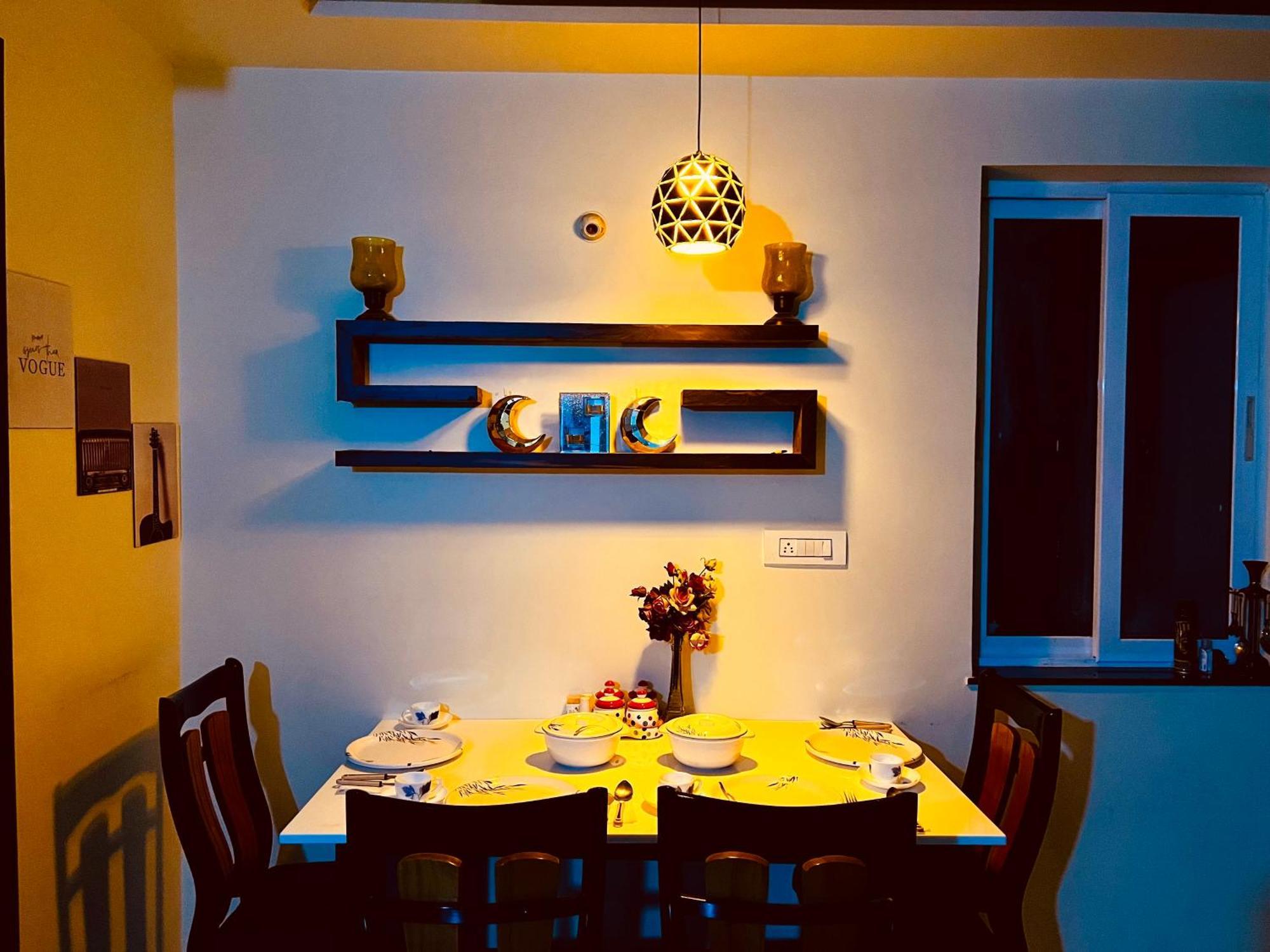 7 Seasons Palm Suite With Sky Orbit, Balcony, Swimming Pool, Wifi, Playground Rajkot Eksteriør billede